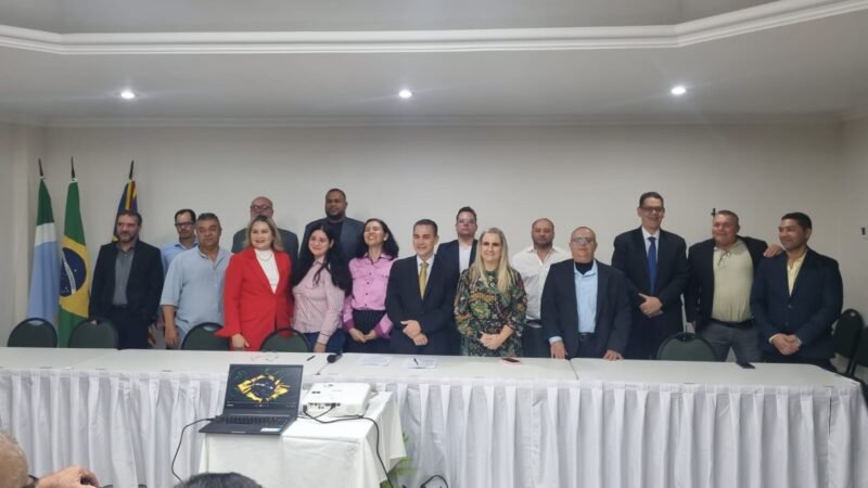 Presidente da CESP CENTRAL, Lilian Fernandes participa da posse da nova diretoria do Sintercom-MS